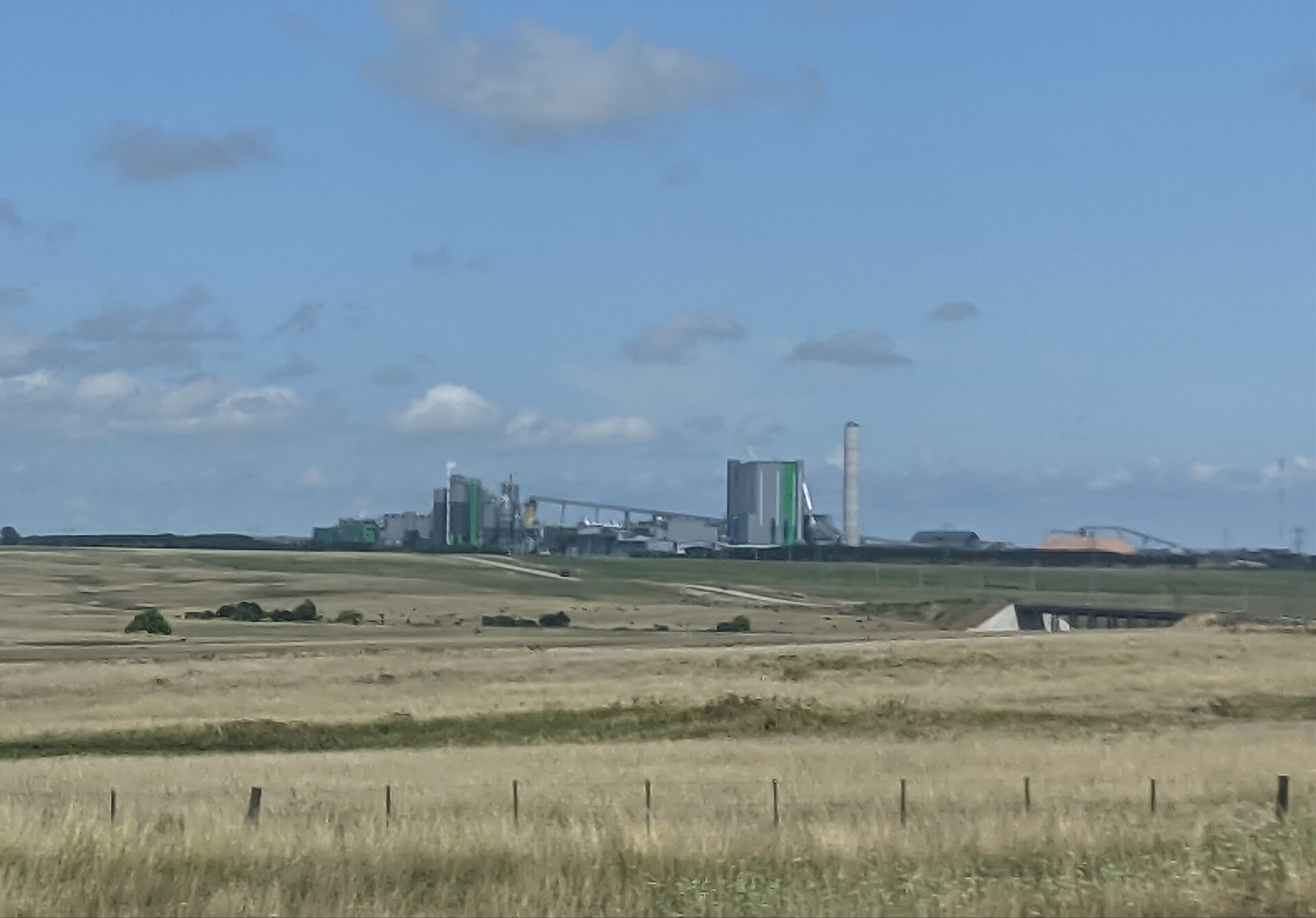 Uruguay explained 2026 — the UPM 2 pulp mill beyond open grassland in central Uruguay