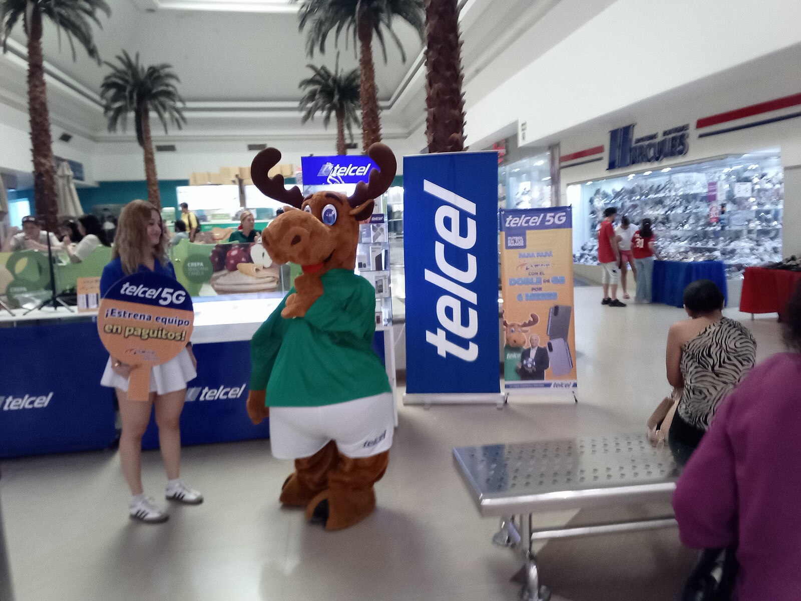 América Móvil explained: a Telcel 5G sales stand in a shopping mall in Mazatlán, Mexico