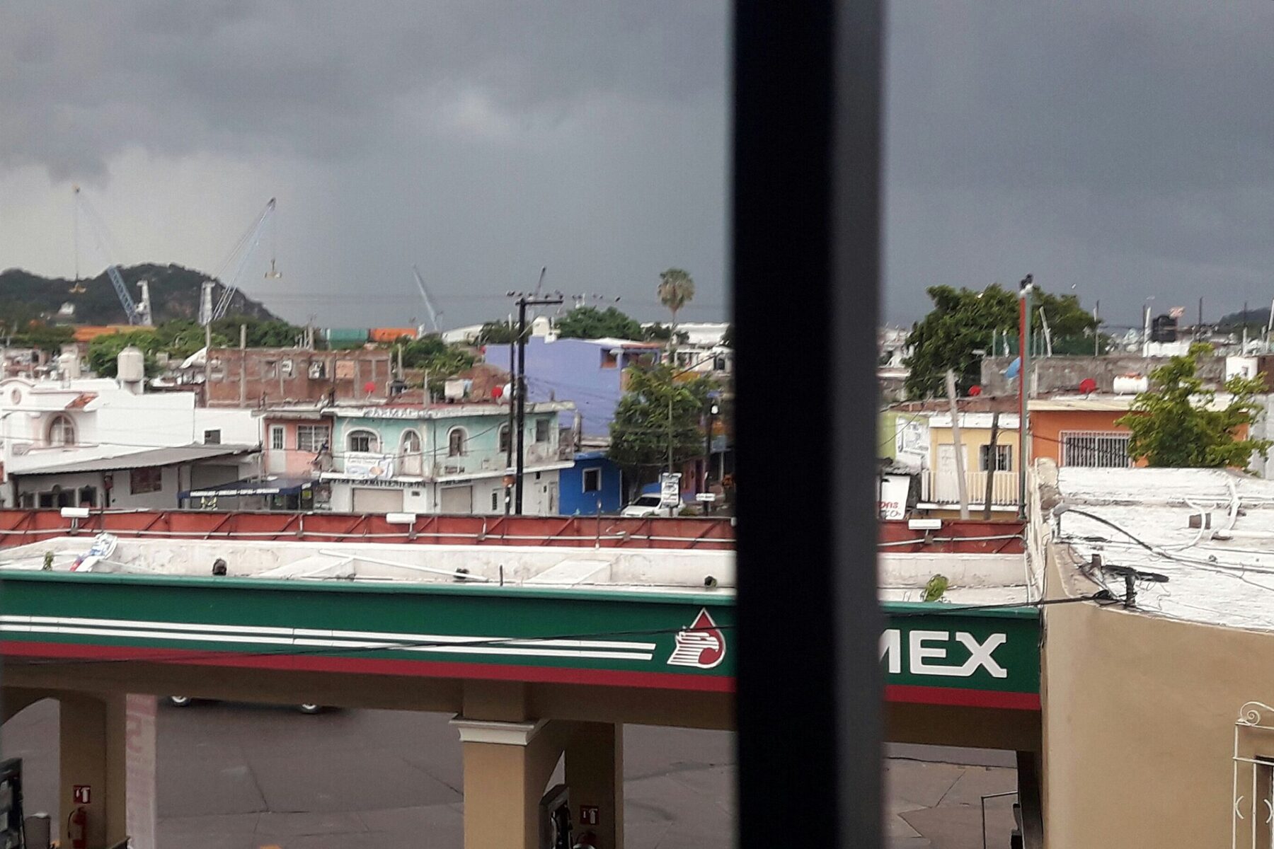 What is Pemex: a Pemex-branded filling station in Mazatlán, Mexico