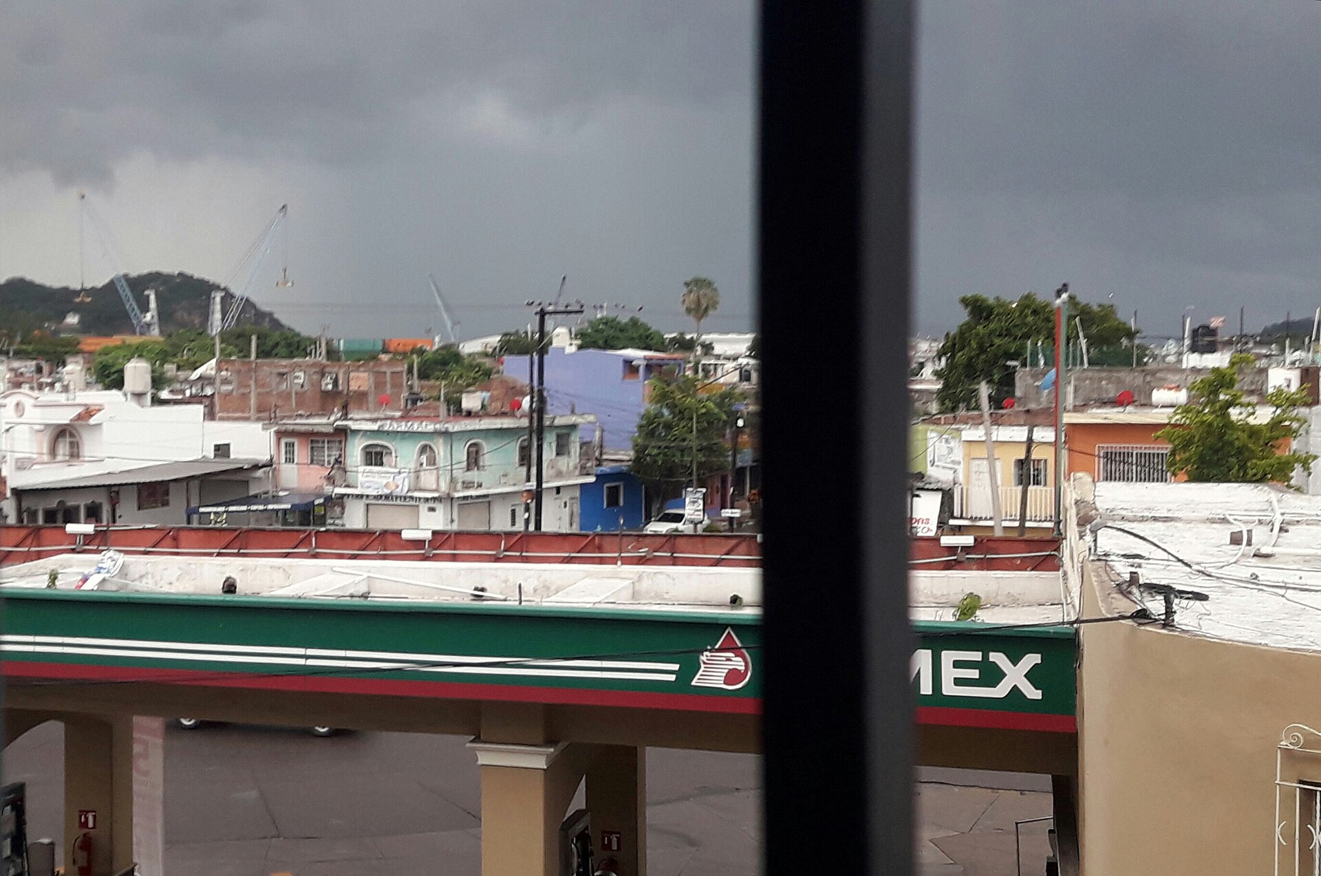 What is Pemex: a Pemex-branded filling station in Mazatlán, Mexico