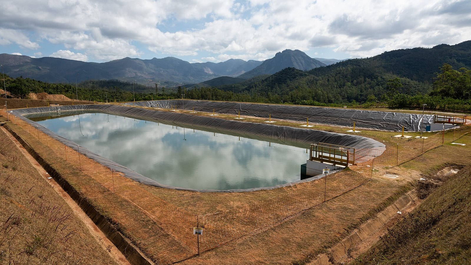 Works at Novo Bento Rodrigues, the resettlement built near Mariana after the 2015 Fundão dam collapse