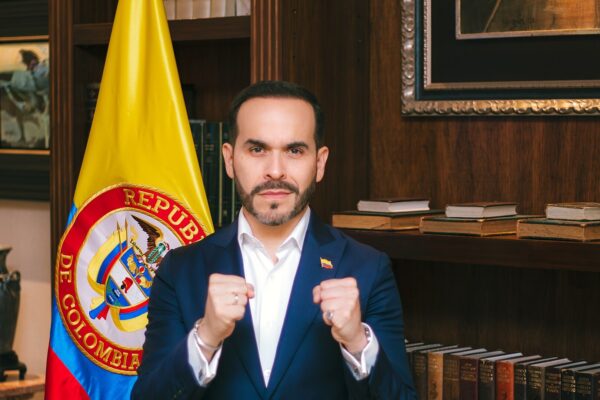 Abelardo de la Espriella, Colombia’s president, in a campaign portrait in front of the Colombian flag in May 2026