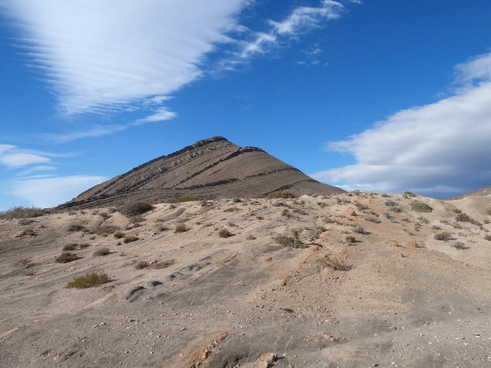 Argentina resources: Vaca Muerta and Mulichinco rock layers at Puerta Curaco, Neuquén