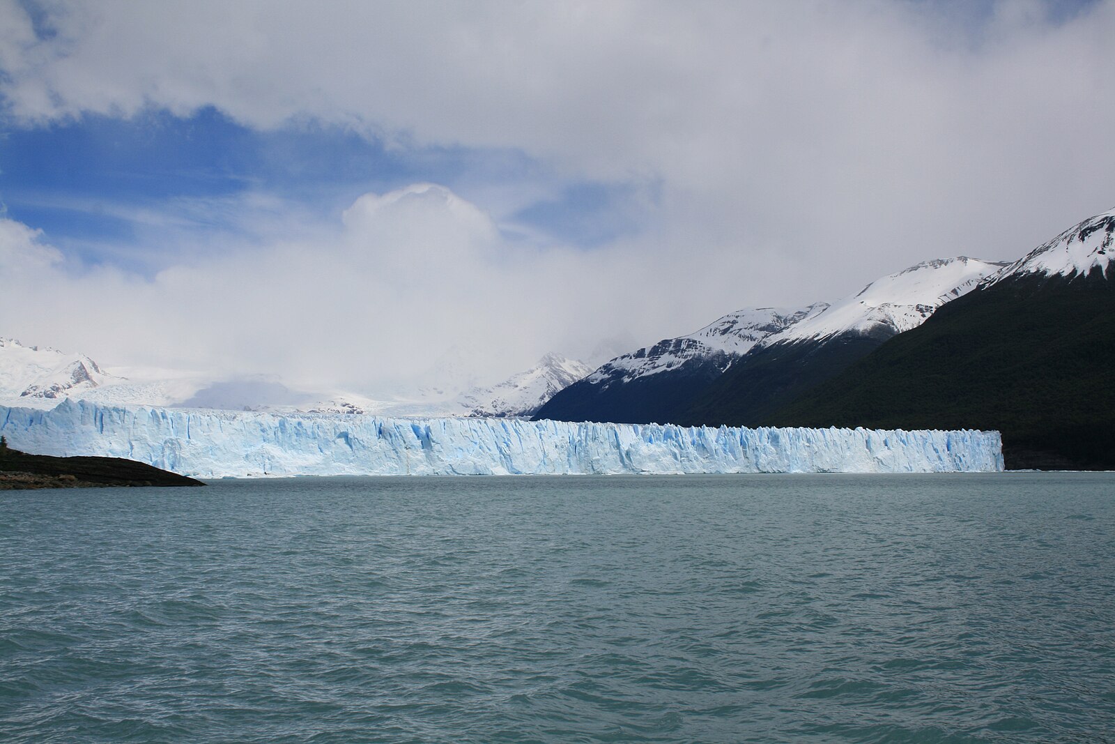 Argentina resources: the Perito Moreno Glacier in Santa Cruz province, Patagonia