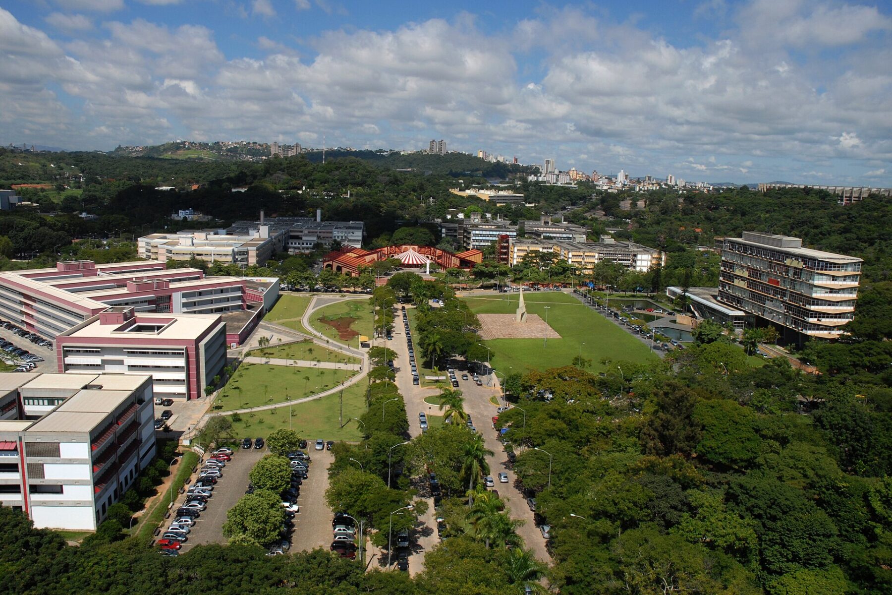 Aerial view of the UFMG Pampulha campus in Belo Horizonte, Brazil