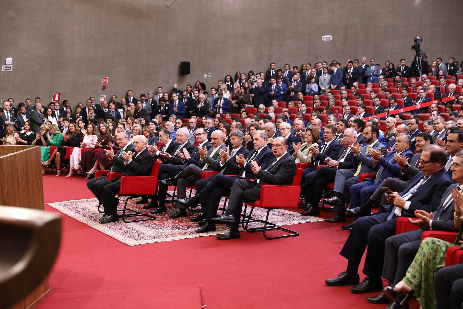 Guests at the ceremony where Nunes Marques took office as president of the electoral court