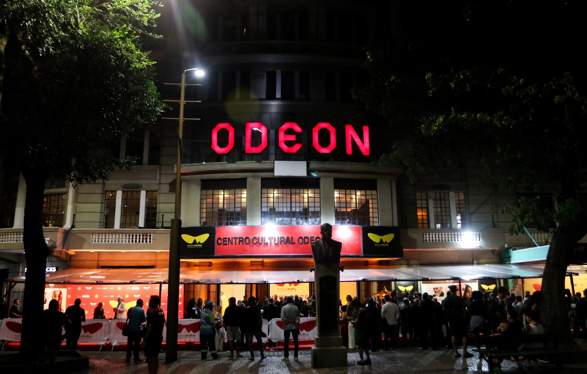 The Theatro Municipal on Cinelândia square in central Rio de Janeiro