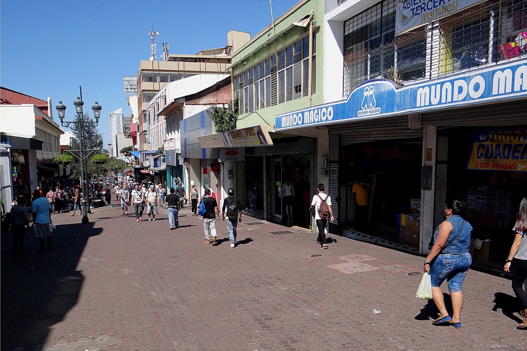 Pedestrian shopping street in downtown San José, Costa Rica