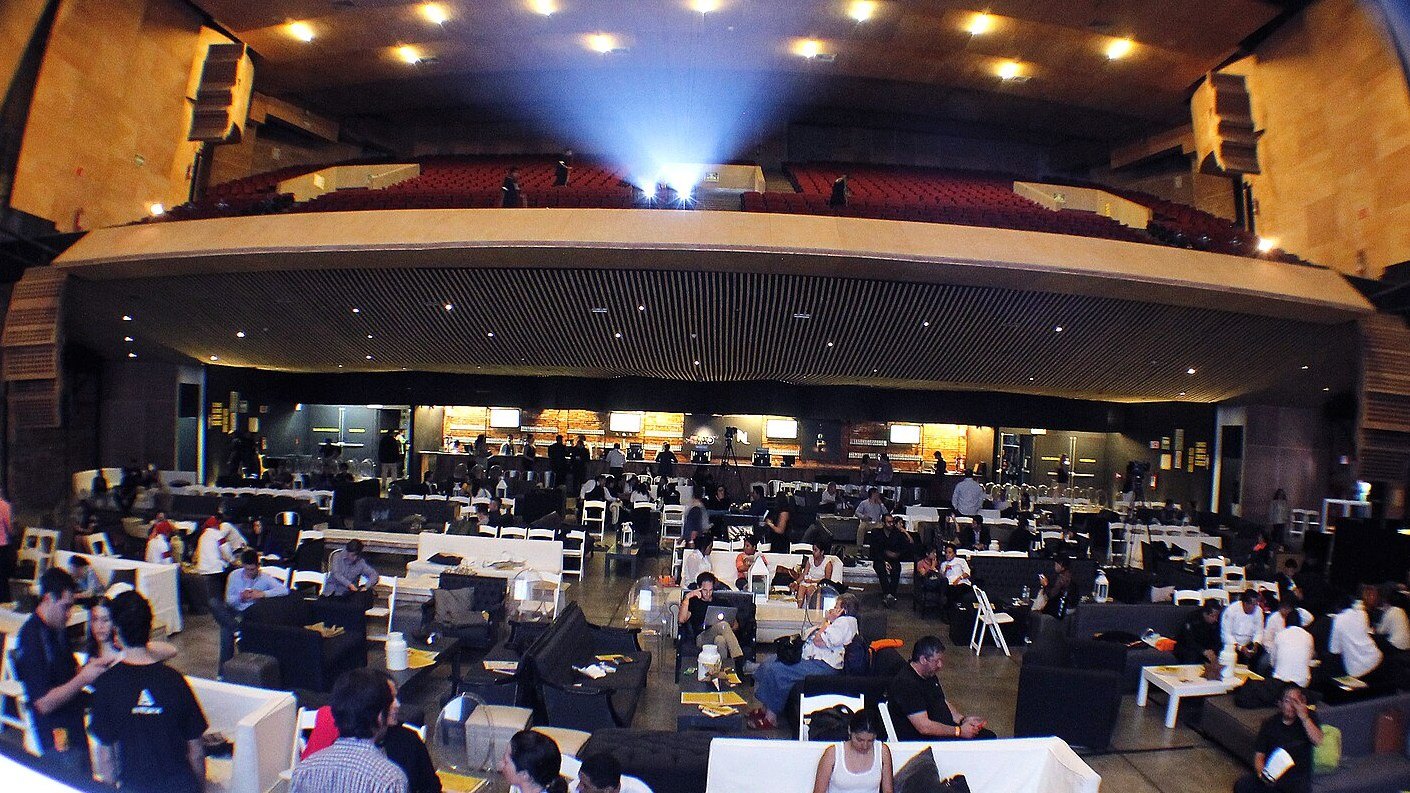 Inside the Auditorio BB in Mexico City, with the balcony seats and the main floor set up for an event