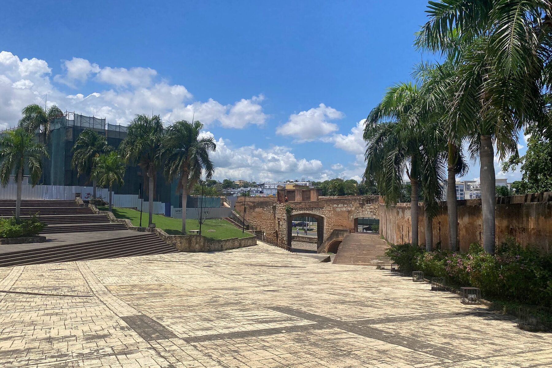 The Plaza de España and old city walls in the colonial zone of Santo Domingo, Dominican Republic