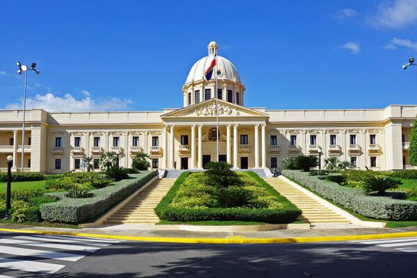 Dominican Republic politics: the National Palace in Santo Domingo, seat of the presidency