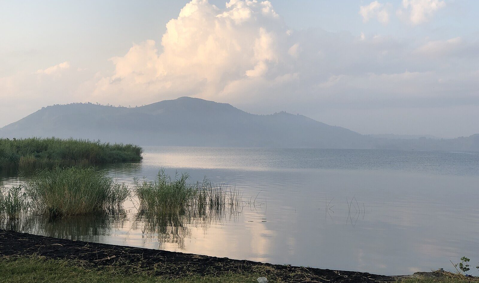 Lake Kivu in eastern DR Congo at dawn (file photo)