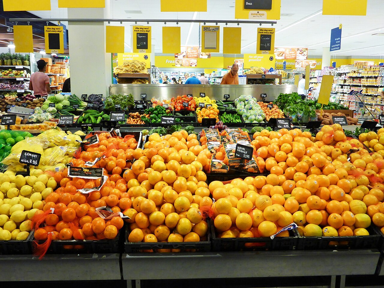Aruba fuel prices - Fruit and vegetables on display at Super Food Plaza supermarket in Aruba