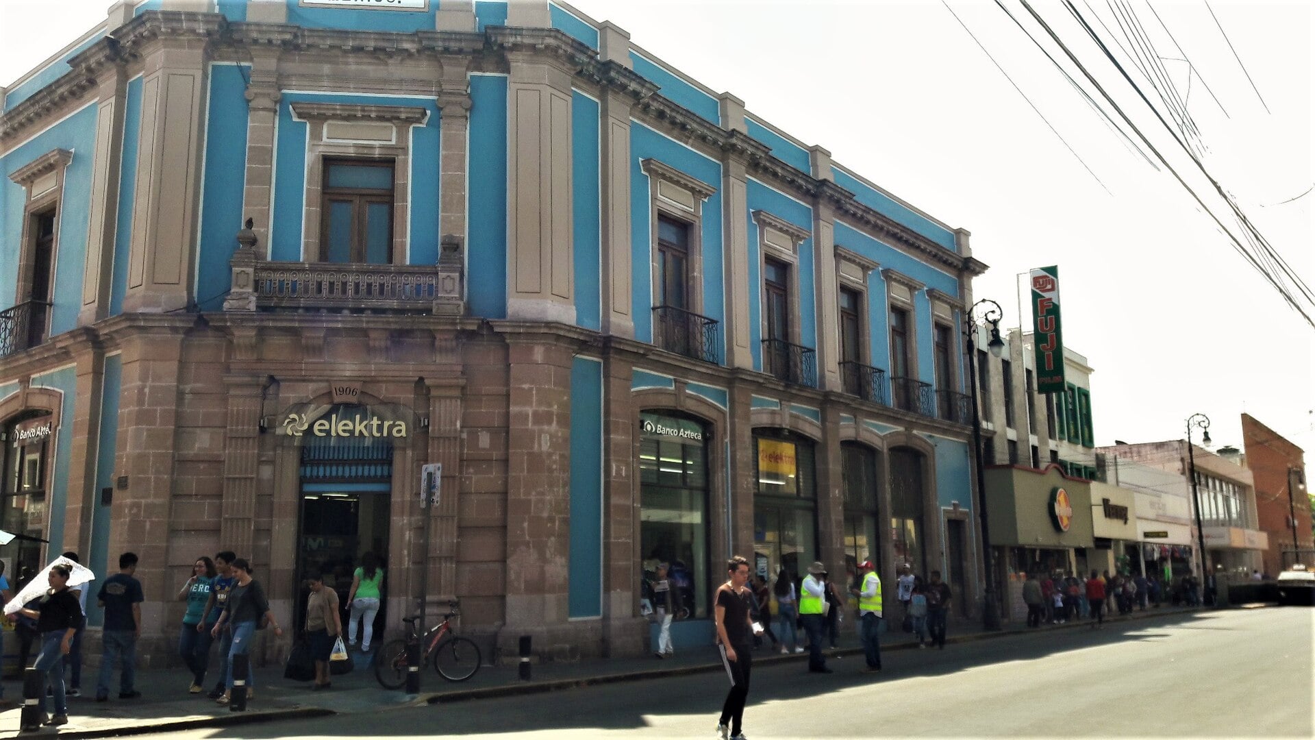 Corner building of a former Banco Nacional de México branch in Aguascalientes, Mexico
