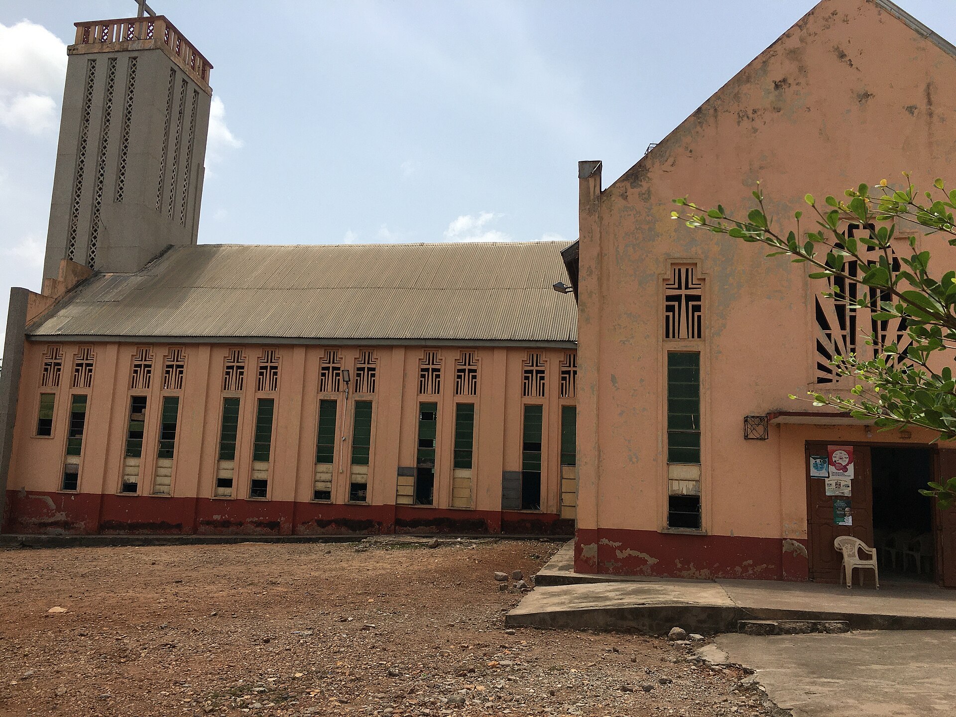 Ghana population and faith: Sacred Heart Cathedral in Ho, Volta Region