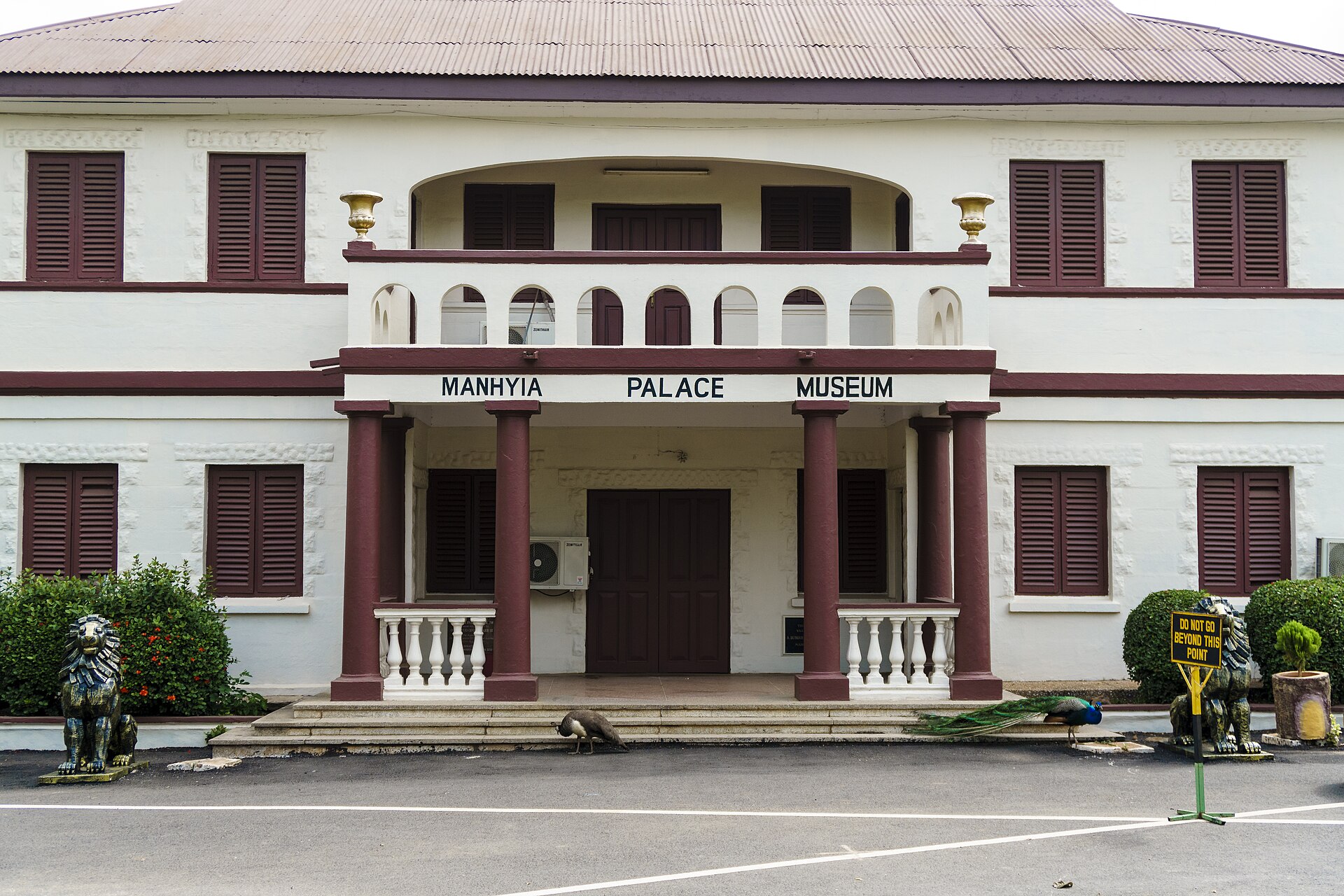 Ghana power and tradition: the Manhyia Palace Museum in Kumasi, former palace of the Asantehene