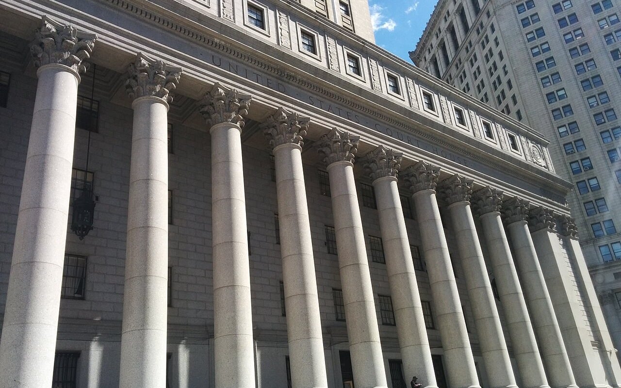 Columns of a federal courthouse in Manhattan, New York