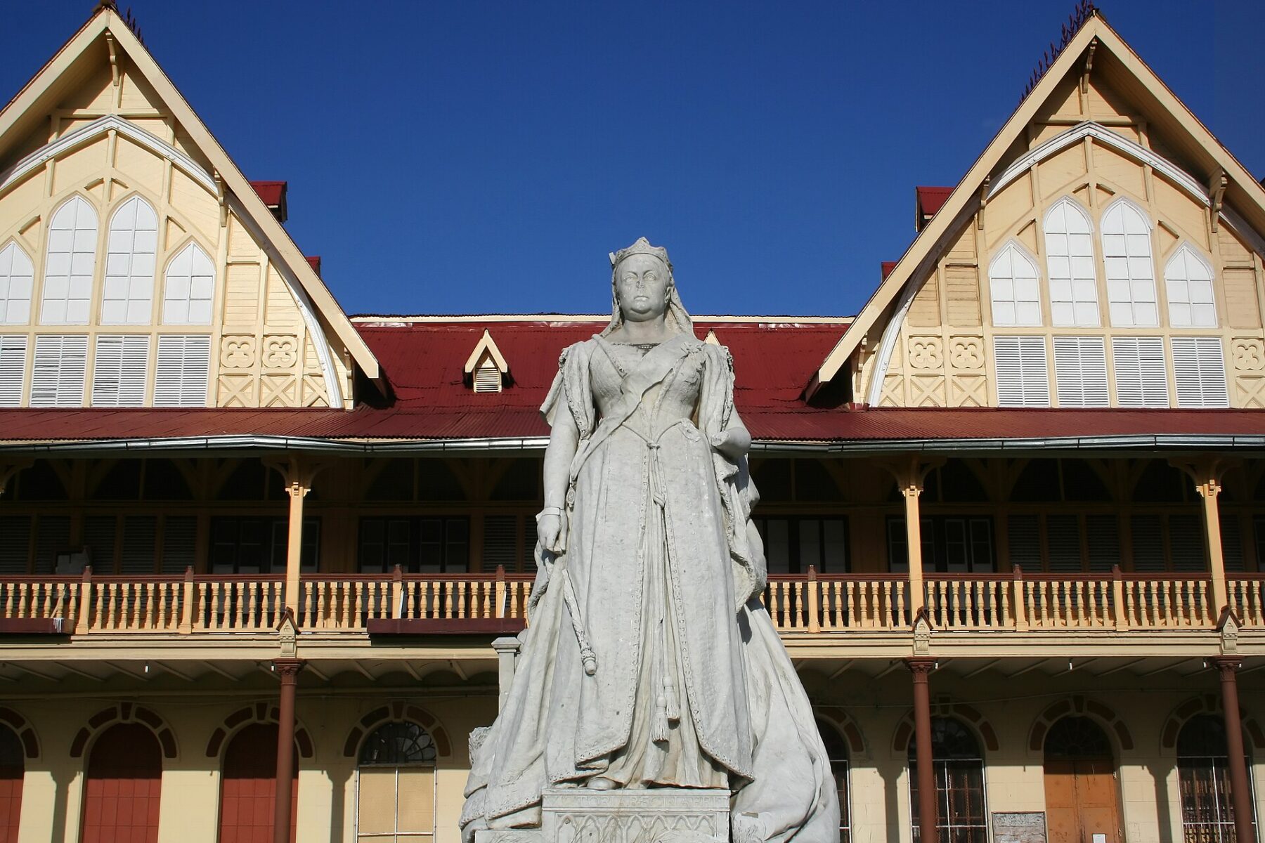 The statue of Queen Victoria in front of the courthouse in Georgetown, Guyana
