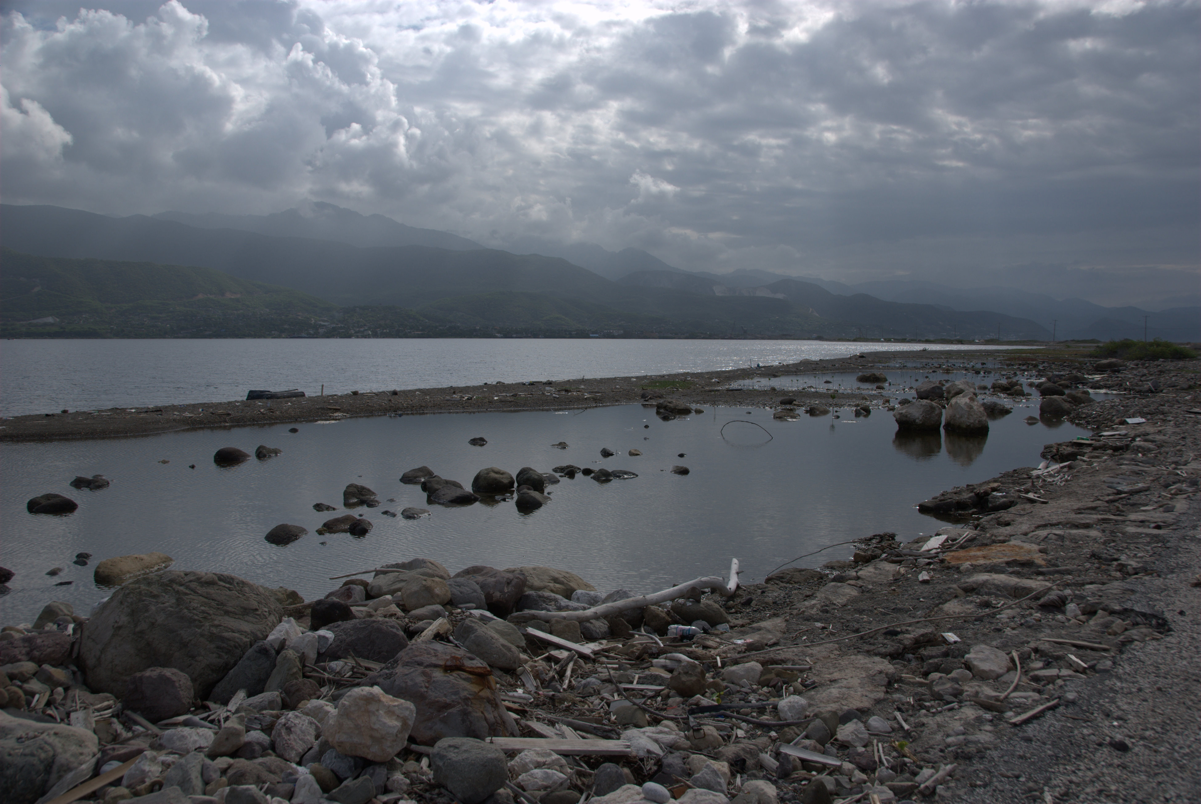 The Palisadoes shoreline and Kingston Harbour with mountains behind, Jamaica