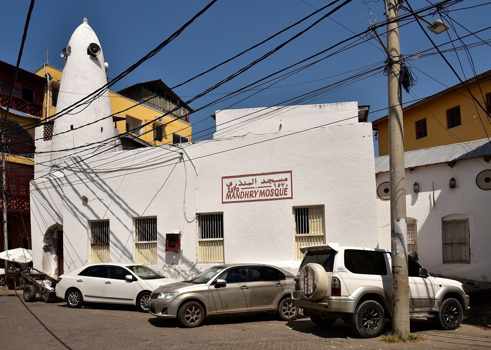 Kenya religion: the Mandhry Mosque in Mombasa Old Town