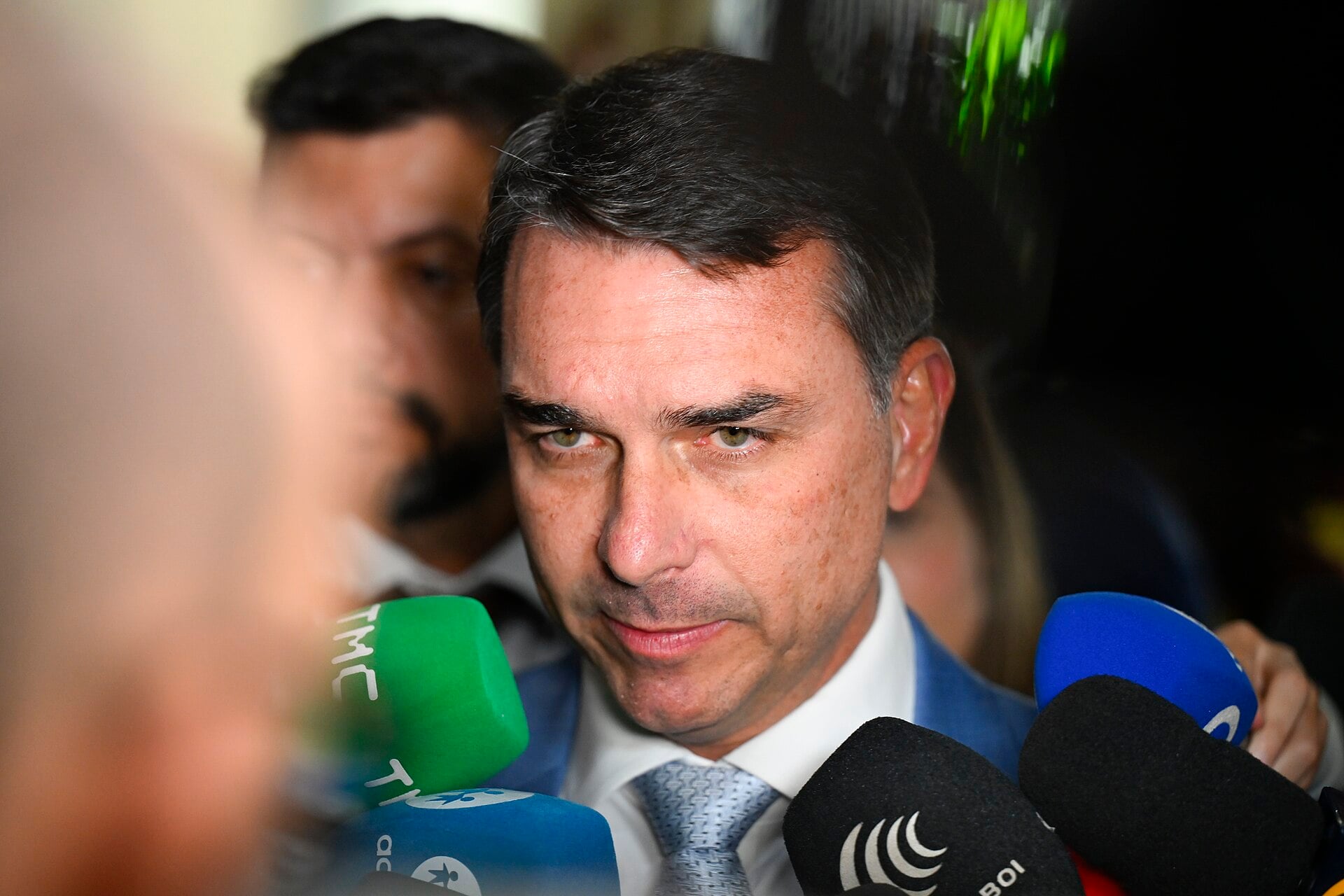 PoderData Poll Ties Lula, Flávio at 50%