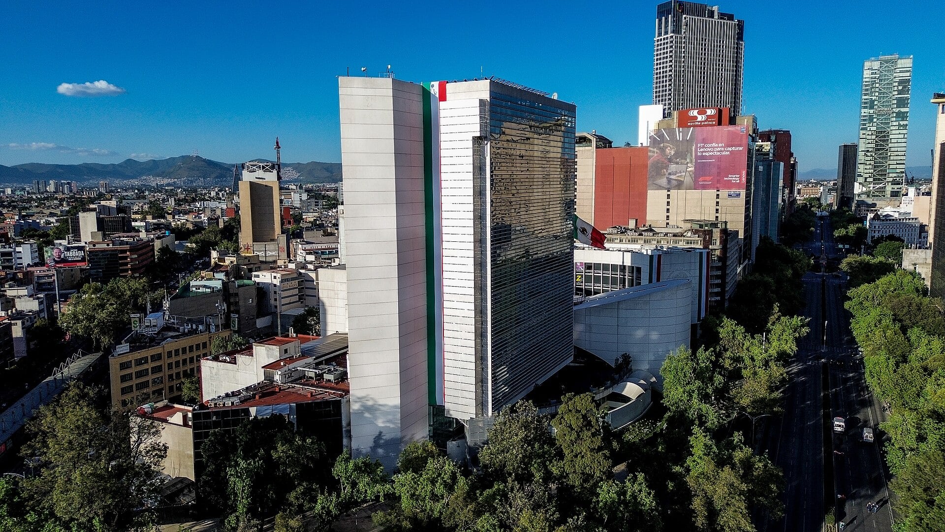 Aerial view of the Senate of the Republic in Mexico City, which approved the tariff law