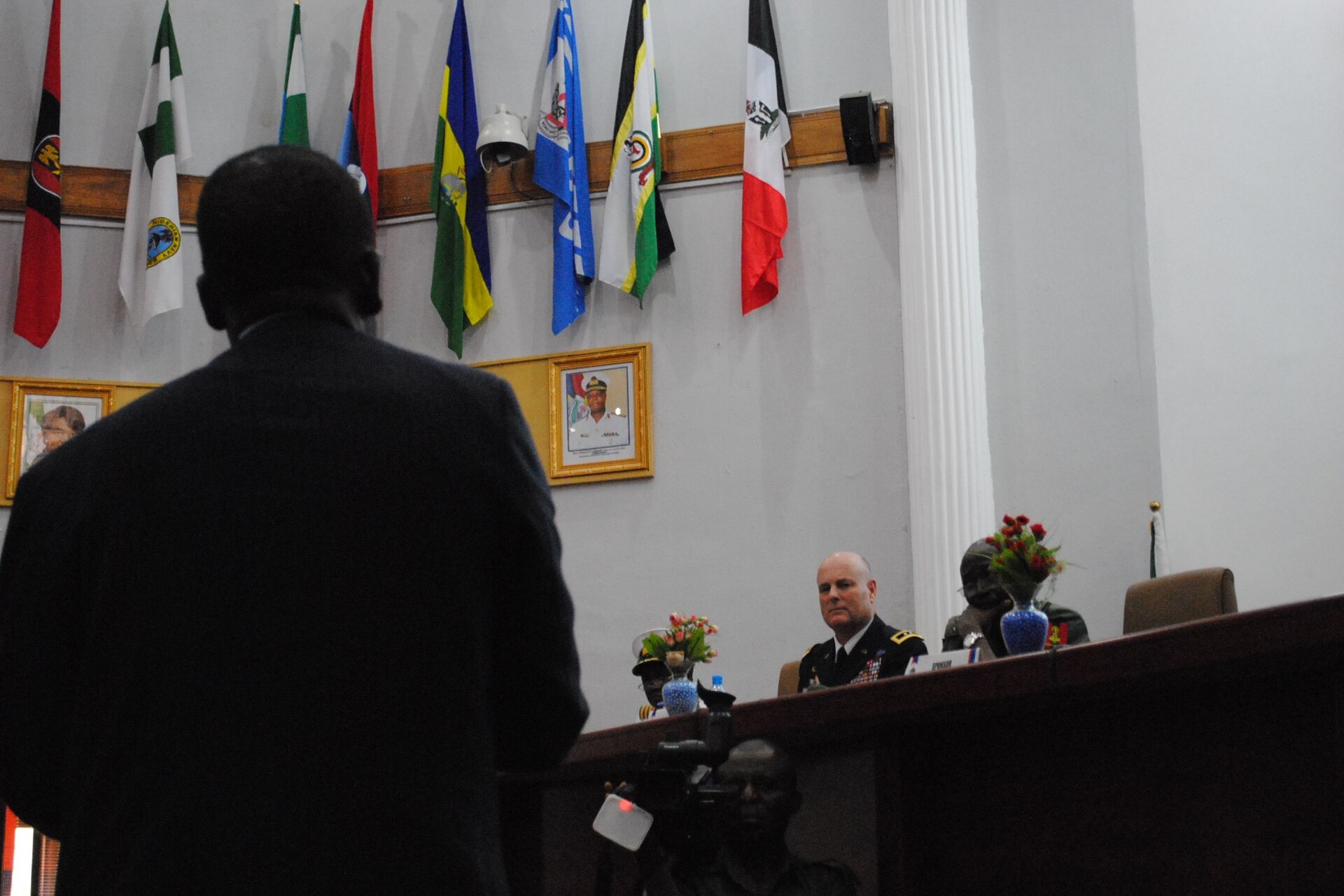 A US Army general listens to a question from a staff member at Nigeria's National Defence College in Abuja