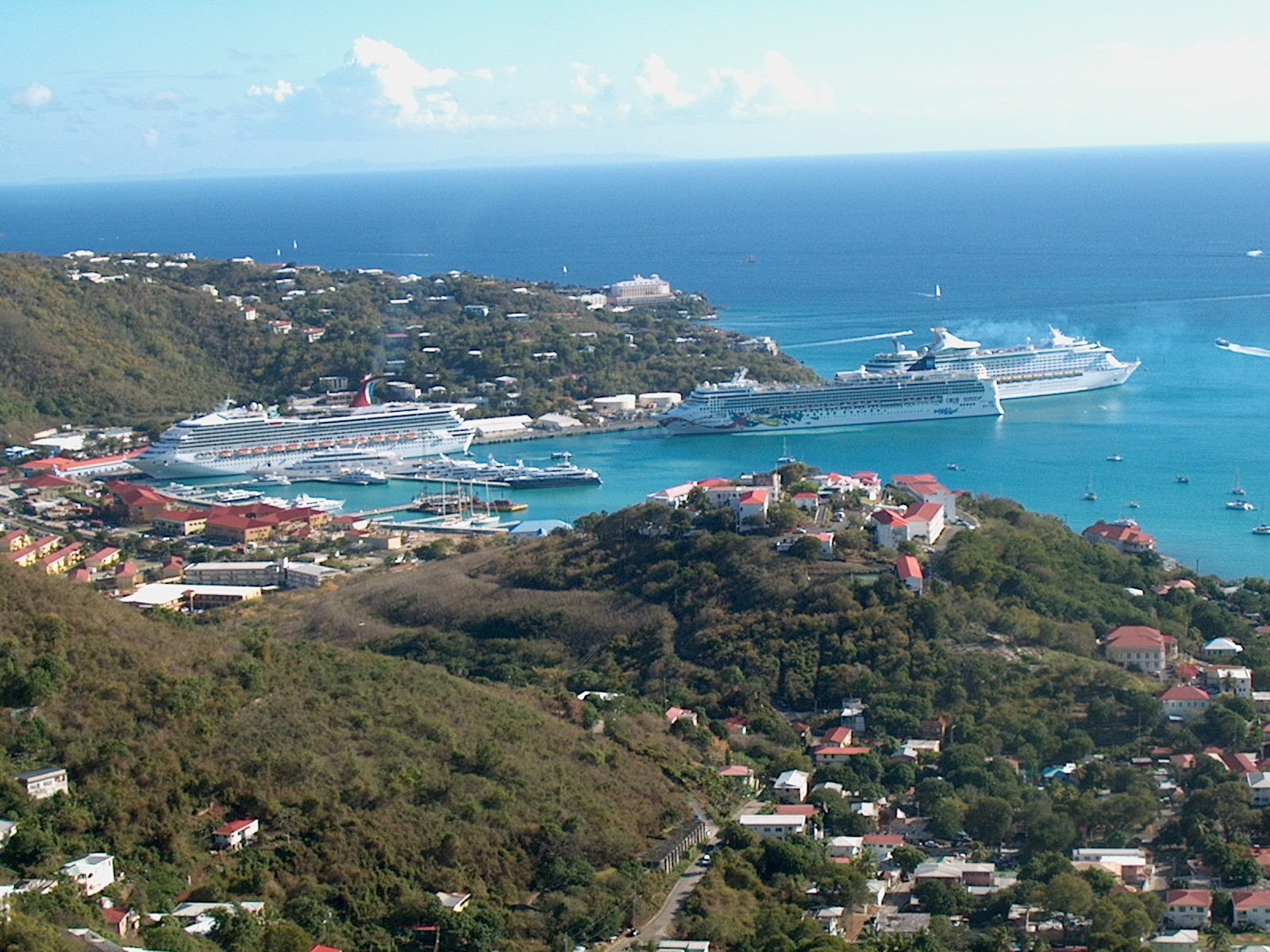 Puerto Rico neighbours: cruise ships in Charlotte Amalie harbour, St Thomas, US Virgin Islands