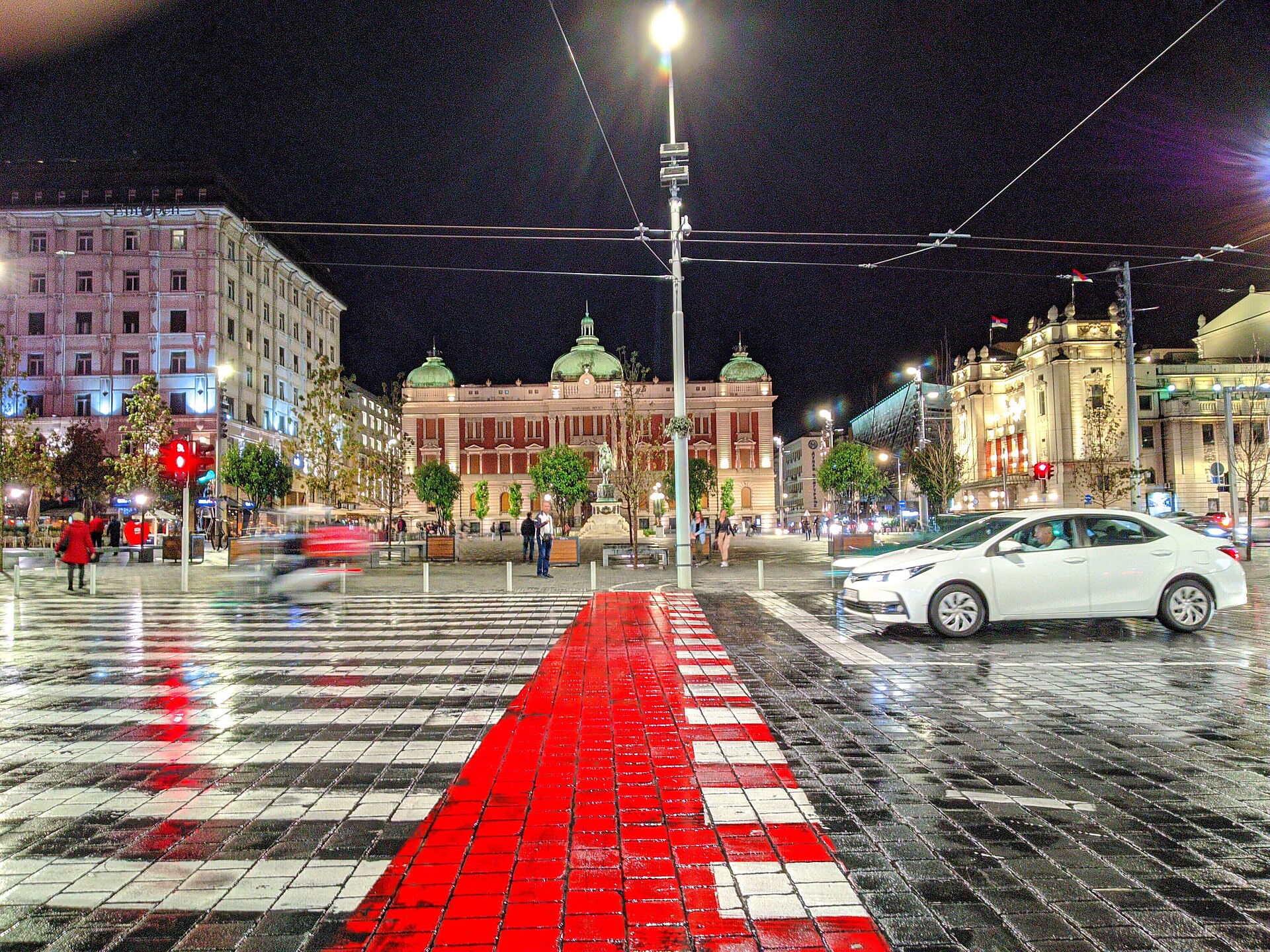 Republic Square in Belgrade with the National Museum and the National Theatre