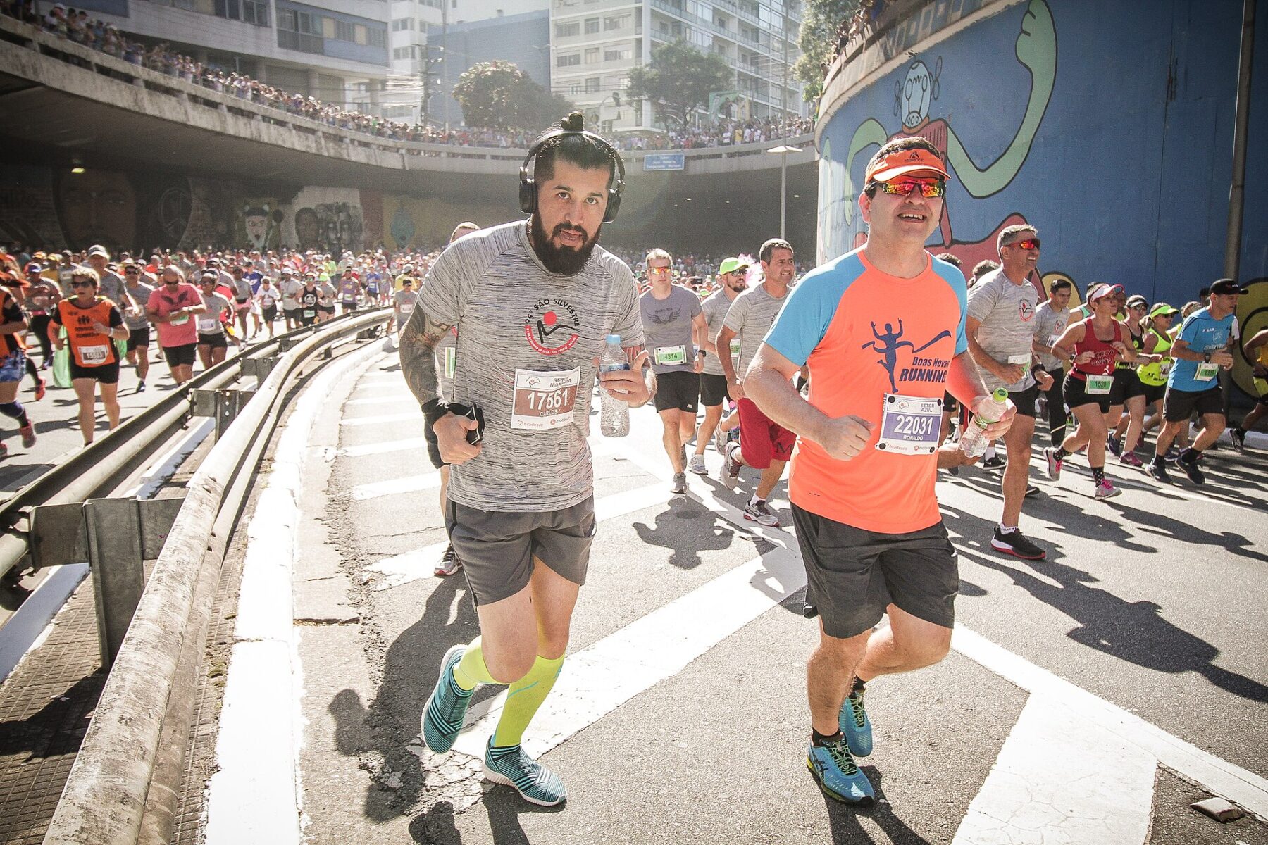 Runners and spectators at the São Silvestre race in São Paulo