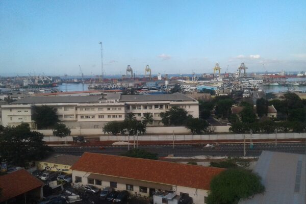 Senegal neighbourhood: the port and city of Dakar, the sea gateway for Mali