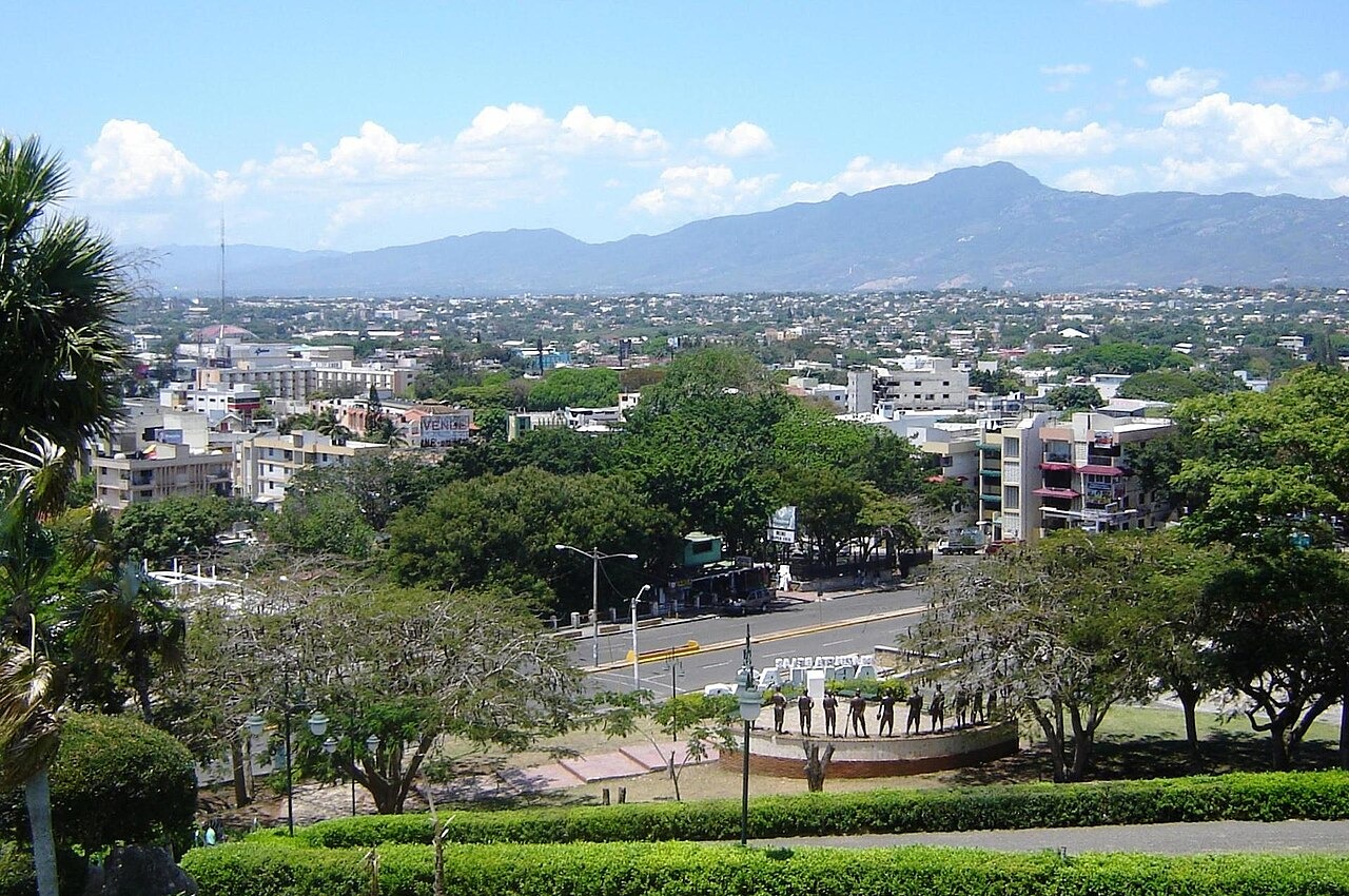 View over Santiago de los Caballeros in the Dominican Republic with mountains on the horizon
