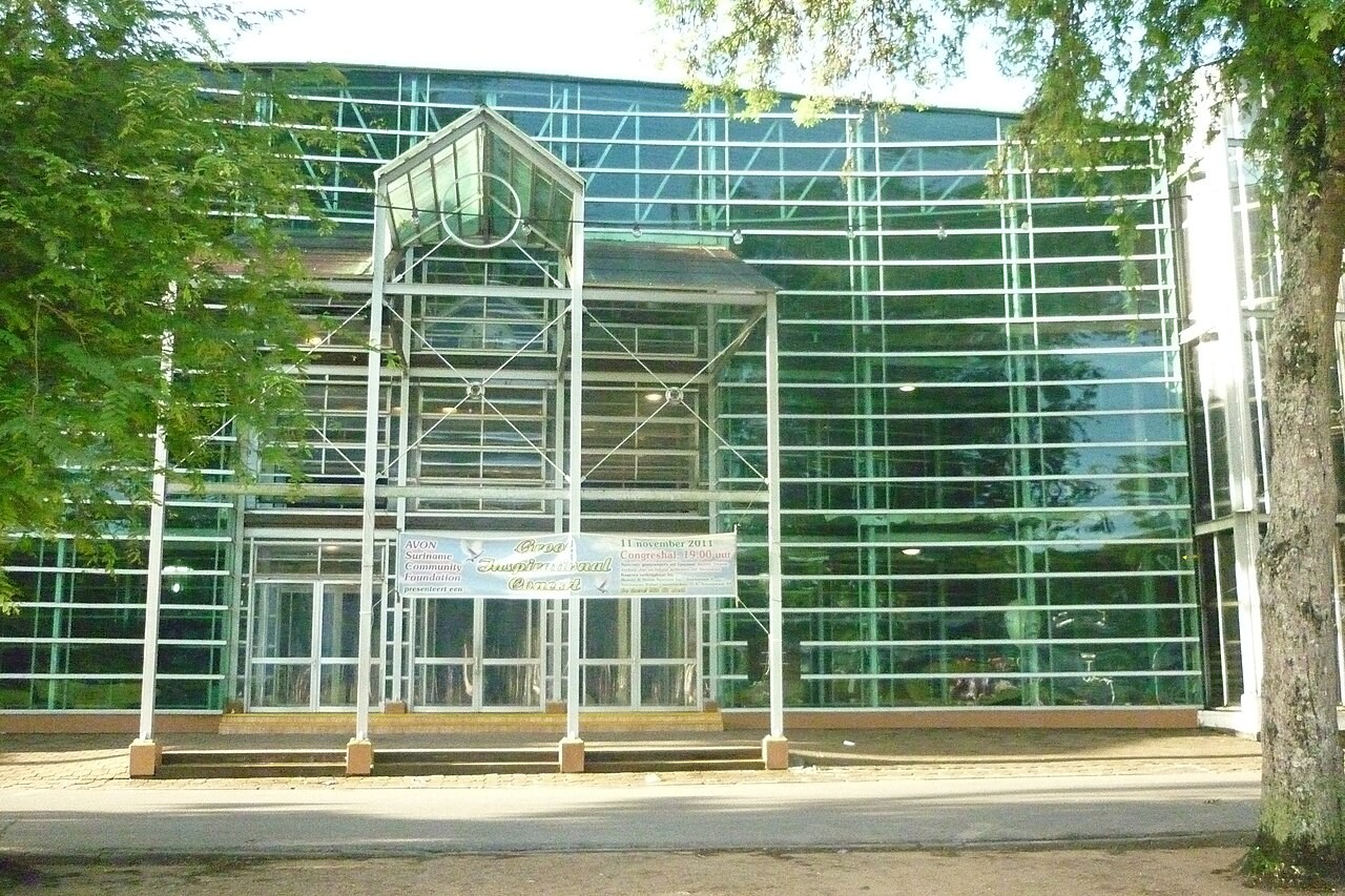 Suriname digitalisation: the glass facade of the Congreshal in Paramaribo, where the president gave her annual address