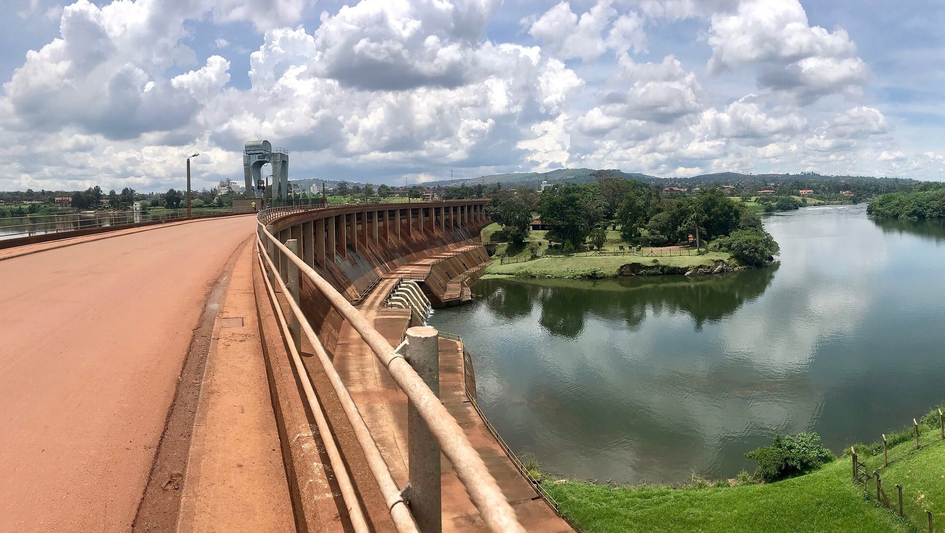 The Nalubaale dam, formerly Owen Falls, curving across the Nile at Jinja, Uganda