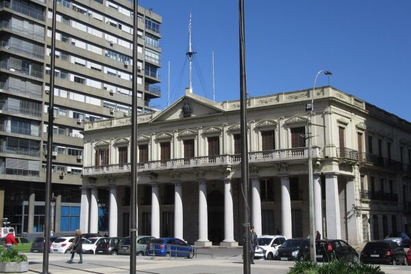 The columned facade of the Palacio Estévez, the historic government palace on Plaza Independencia in Montevideo, Uruguay