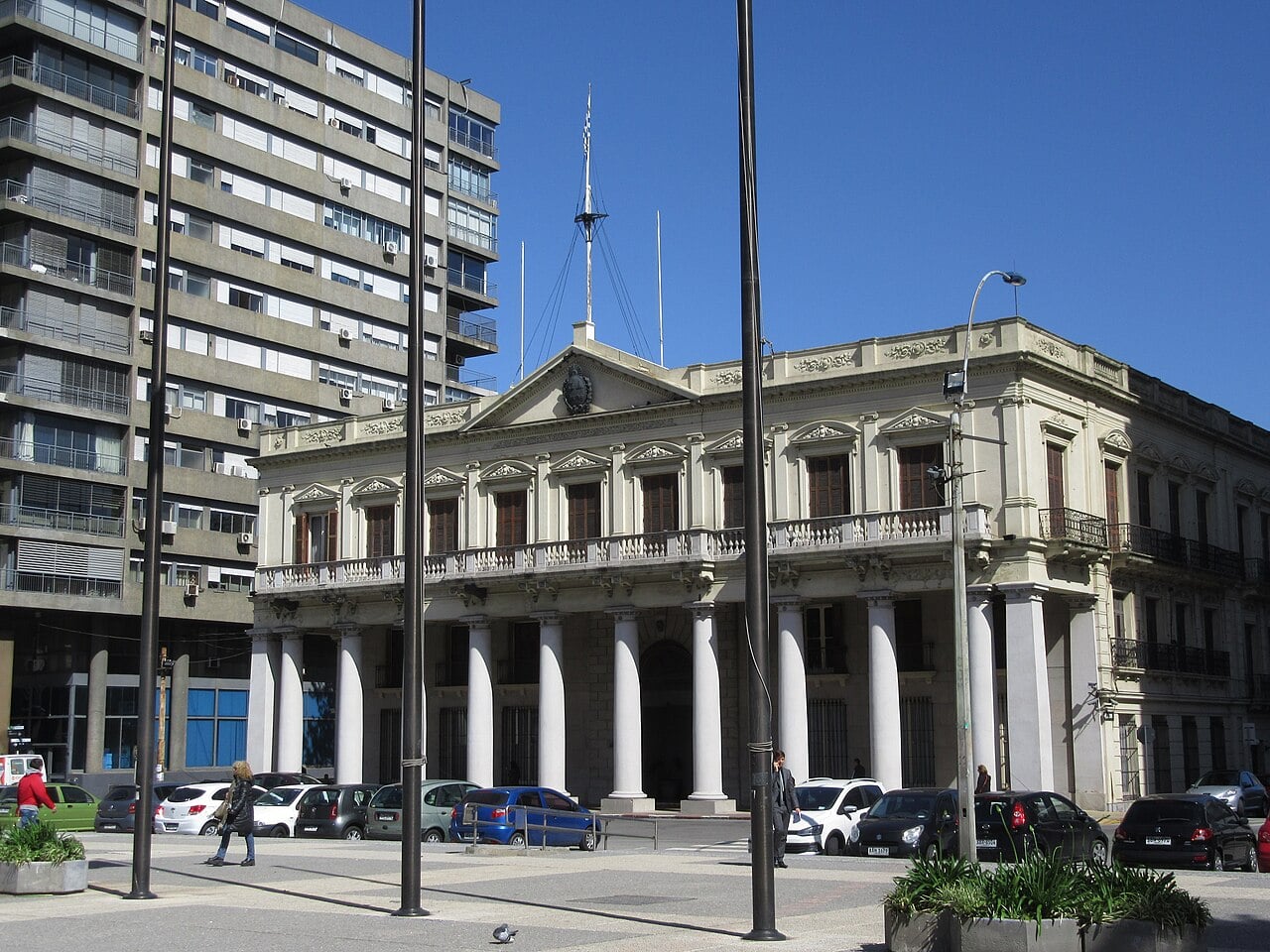 The columned facade of the Palacio Estévez, the historic government palace on Plaza Independencia in Montevideo, Uruguay