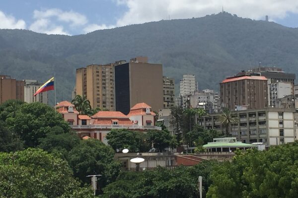Miraflores Palace, the presidential office in Caracas, with the Ávila mountain behind it