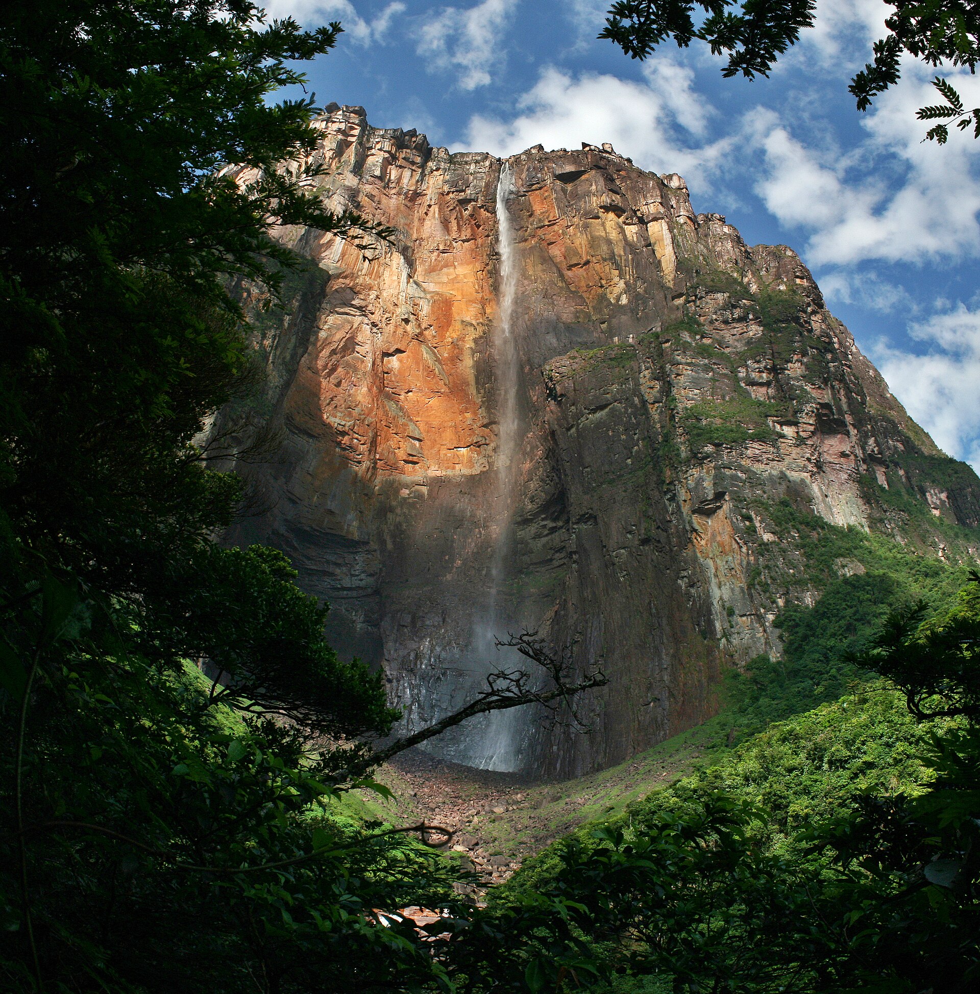 Venezuela resources: Angel Falls rising from the Guiana Shield in Bolívar state